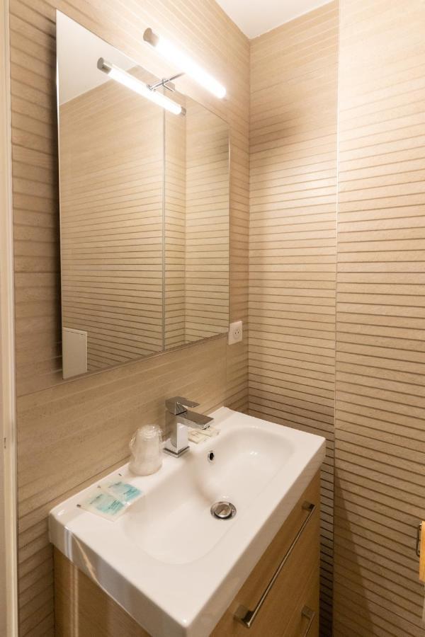 Hotel Capfun Le Saint Germain, Paris Eksteriør bilde